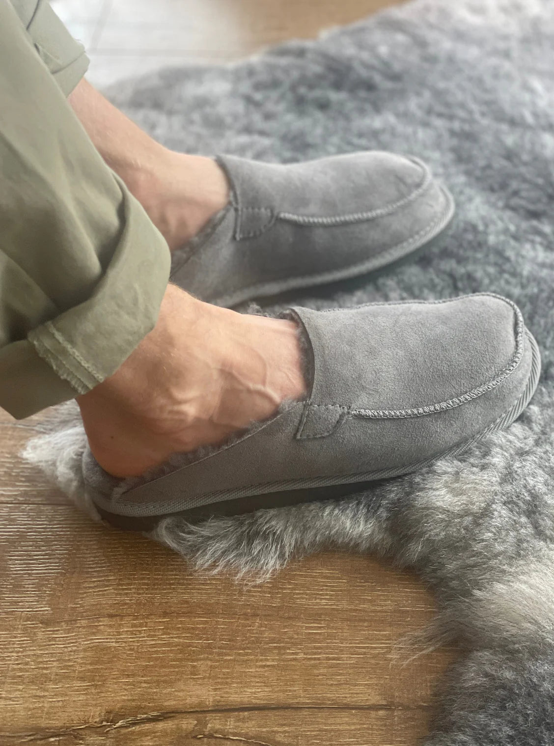 Unisex Kodiak Sheepskin Slippers - Grey - Euro Shoe House