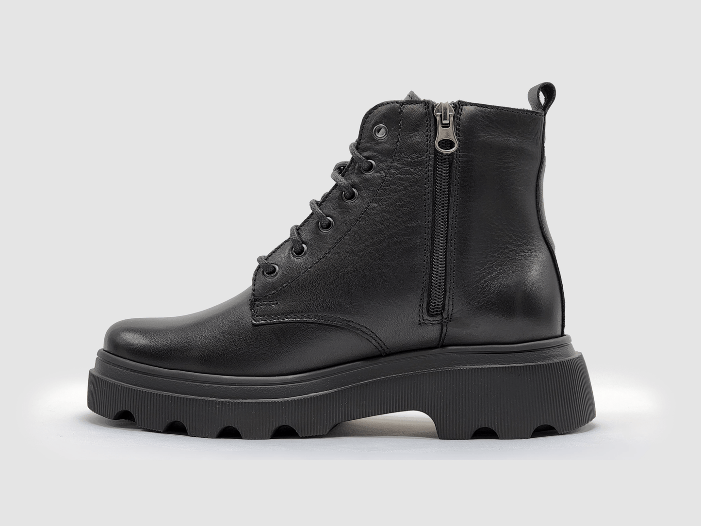 Women's Modern Lined Zip - Up Leather Boots - Black - Euro Shoe House