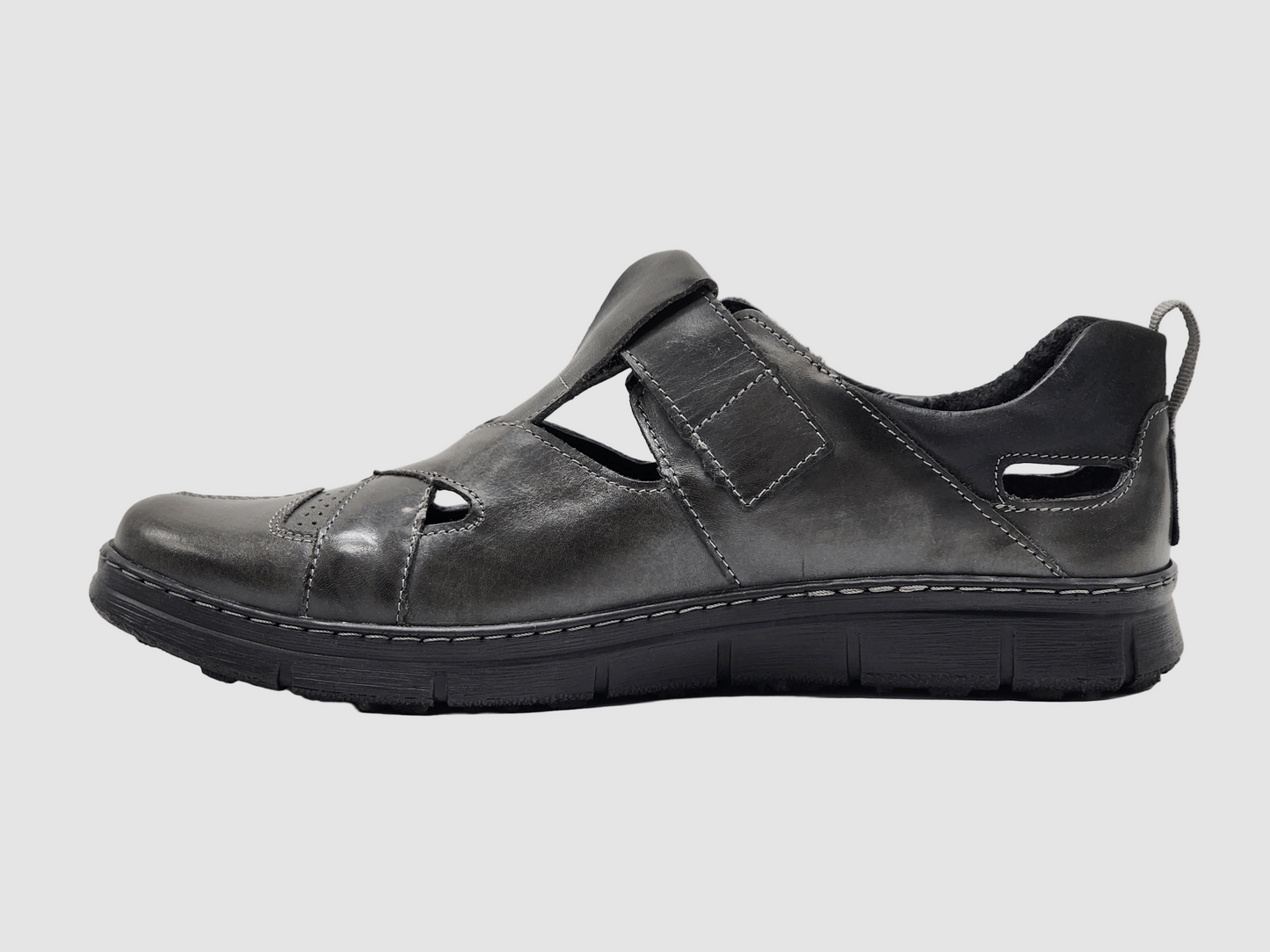 Men's Everyday Closed-Toe Leather Sandals - Graphite Euro Shoe House Men's Everyday Closed-Toe Leather Sandals - Graphite Euro Shoe House