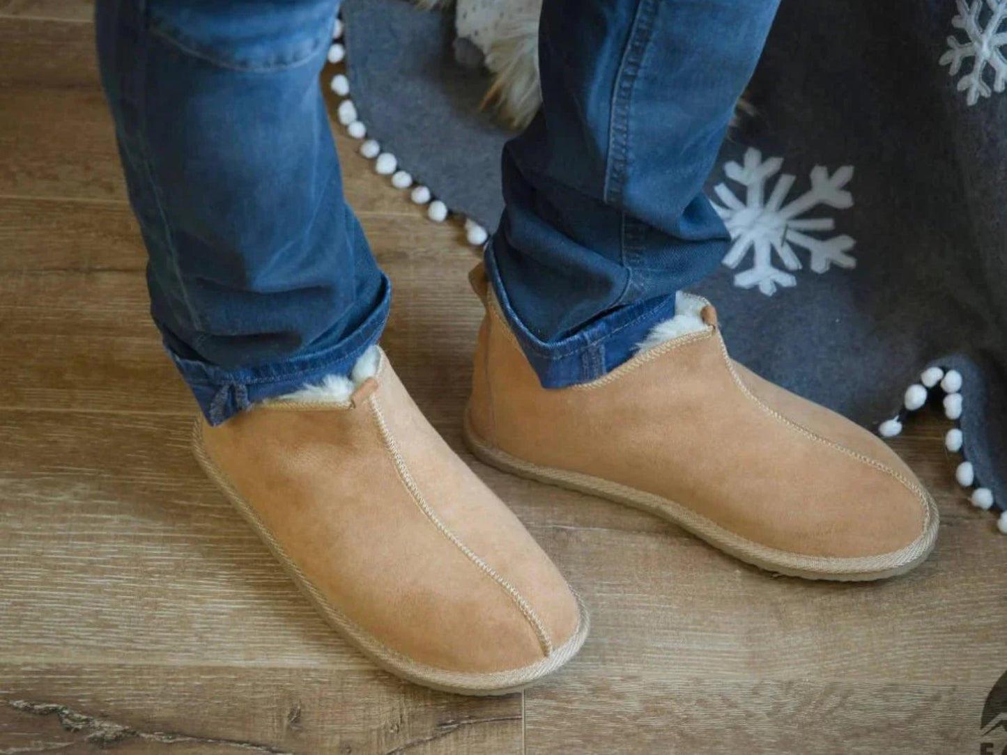 Unisex Tundra Sheepskin Slippers - Beige - Euro Shoe House