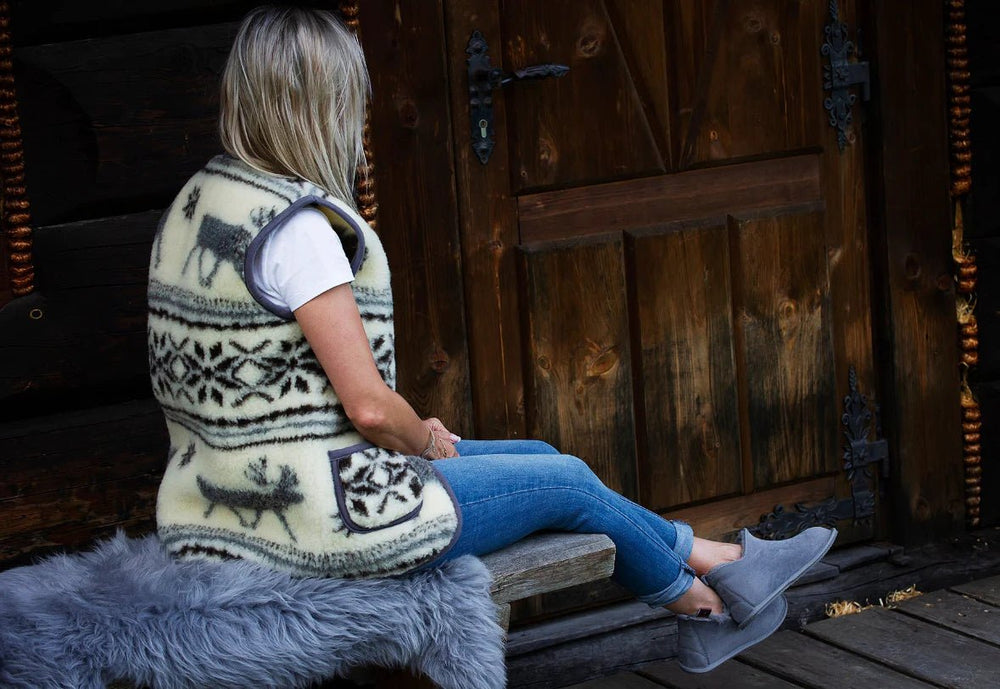 
                  
                    Unisex Tundra Sheepskin Slippers - Grey - Euro Shoe House
                  
                