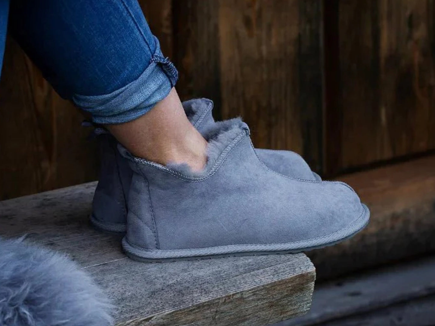 Unisex Tundra Sheepskin Slippers - Grey - Euro Shoe House