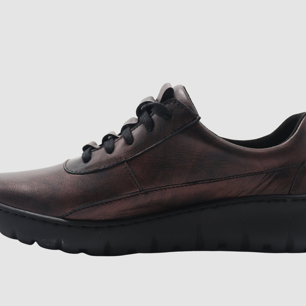 Wasak Azalea Leather Sneaker - Metallic Burgundy - Euro Shoe House