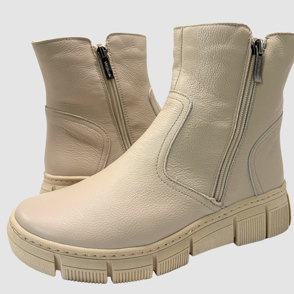 
                  
                    Women's Alba Leather Sneaker - Beige - Euro Shoe House
                  
                