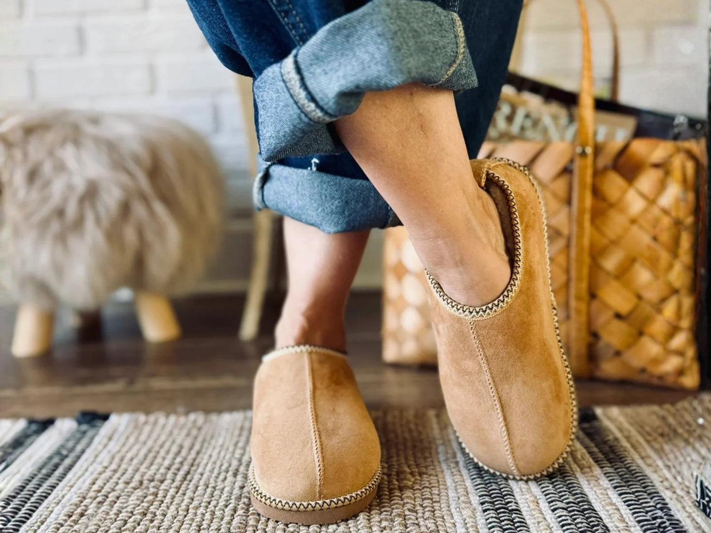Women's Brooksie Sheepskin Slippers - Beige - Euro Shoe House