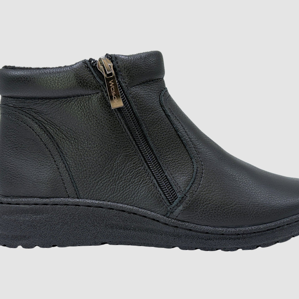 Women's Cove Leather Boots - Black - Euro Shoe House