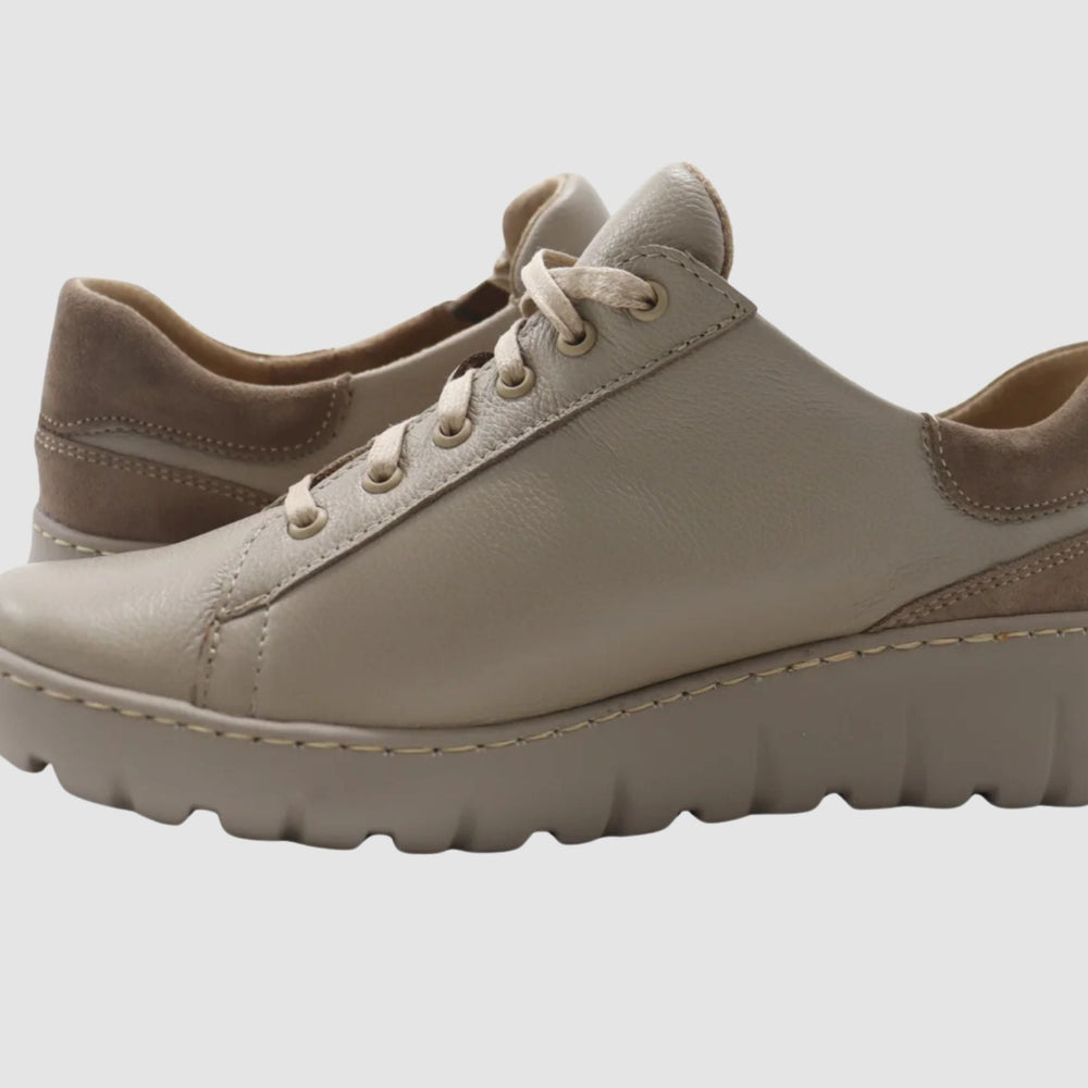 
                  
                    Women's Dahlia Leather Sneakers - Beige - Euro Shoe House
                  
                