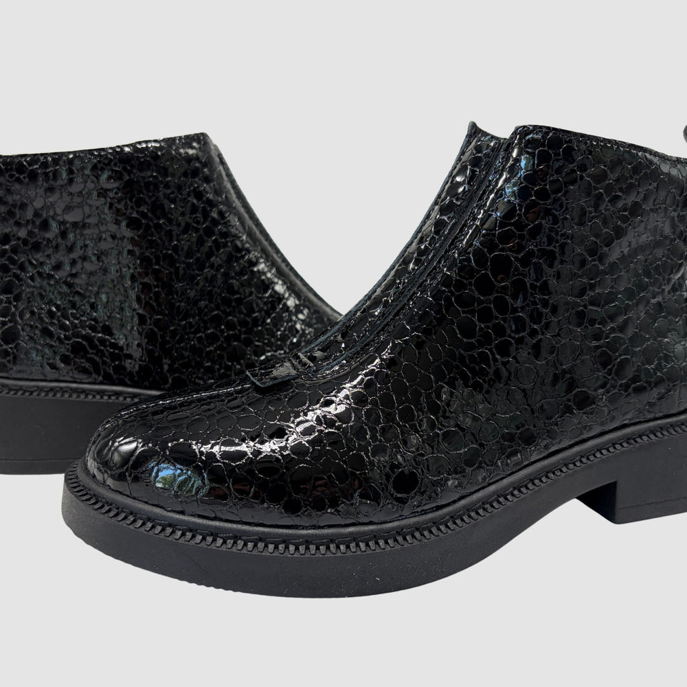 
                  
                    Women's Noir Leather Boots - Crocodile/Black - Euro Shoe House
                  
                