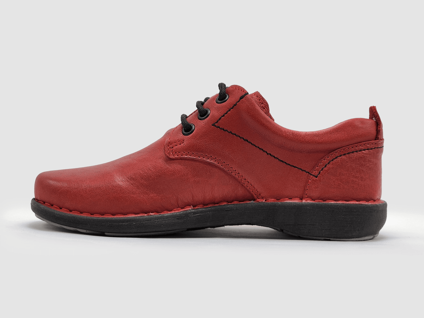 Women's Old-Fashioned Leather Shoes - Red Euro Shoe House Women's Old-Fashioned Leather Shoes - Red Euro Shoe House