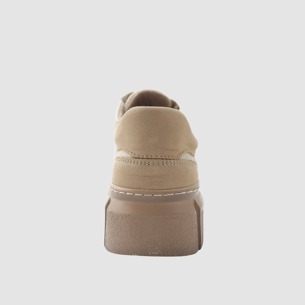 
                  
                    Women's Vanda Leather Sneaker - Beige - Euro Shoe House
                  
                
