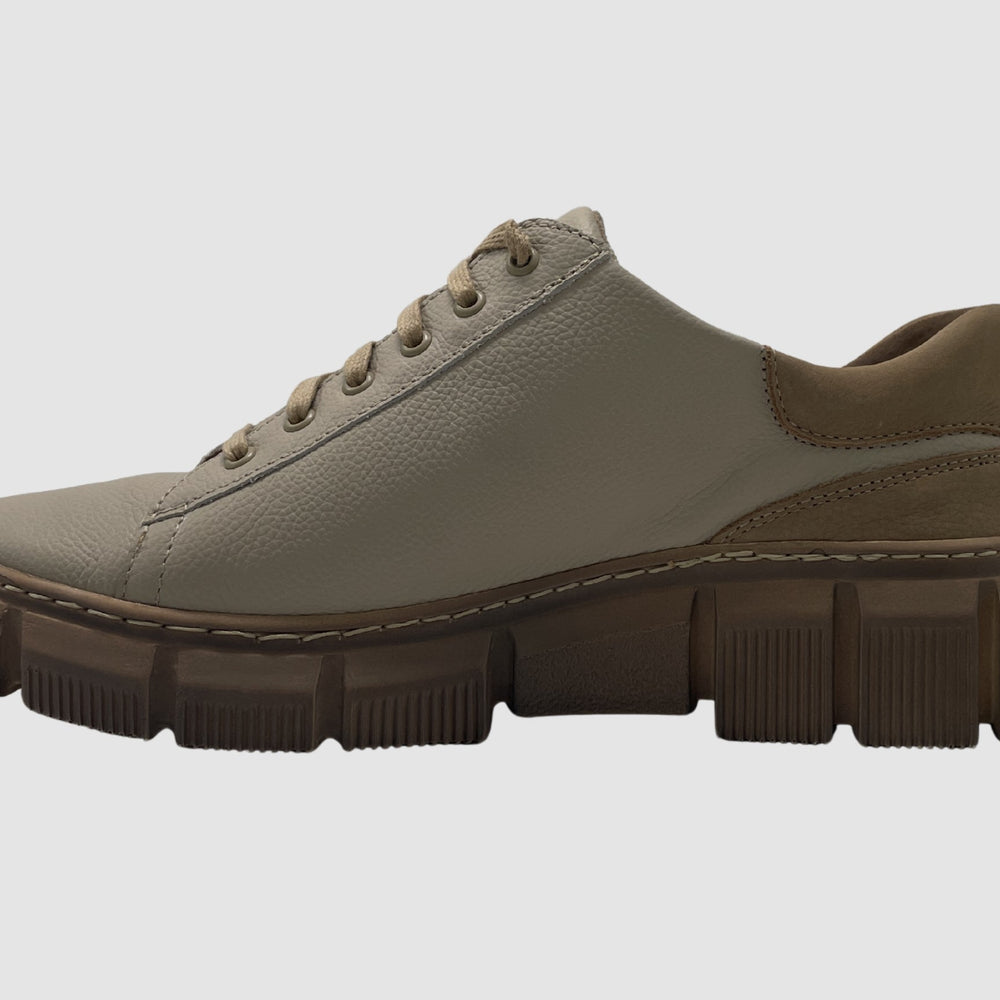 Women's Vanda Leather Sneaker - Beige - Euro Shoe House