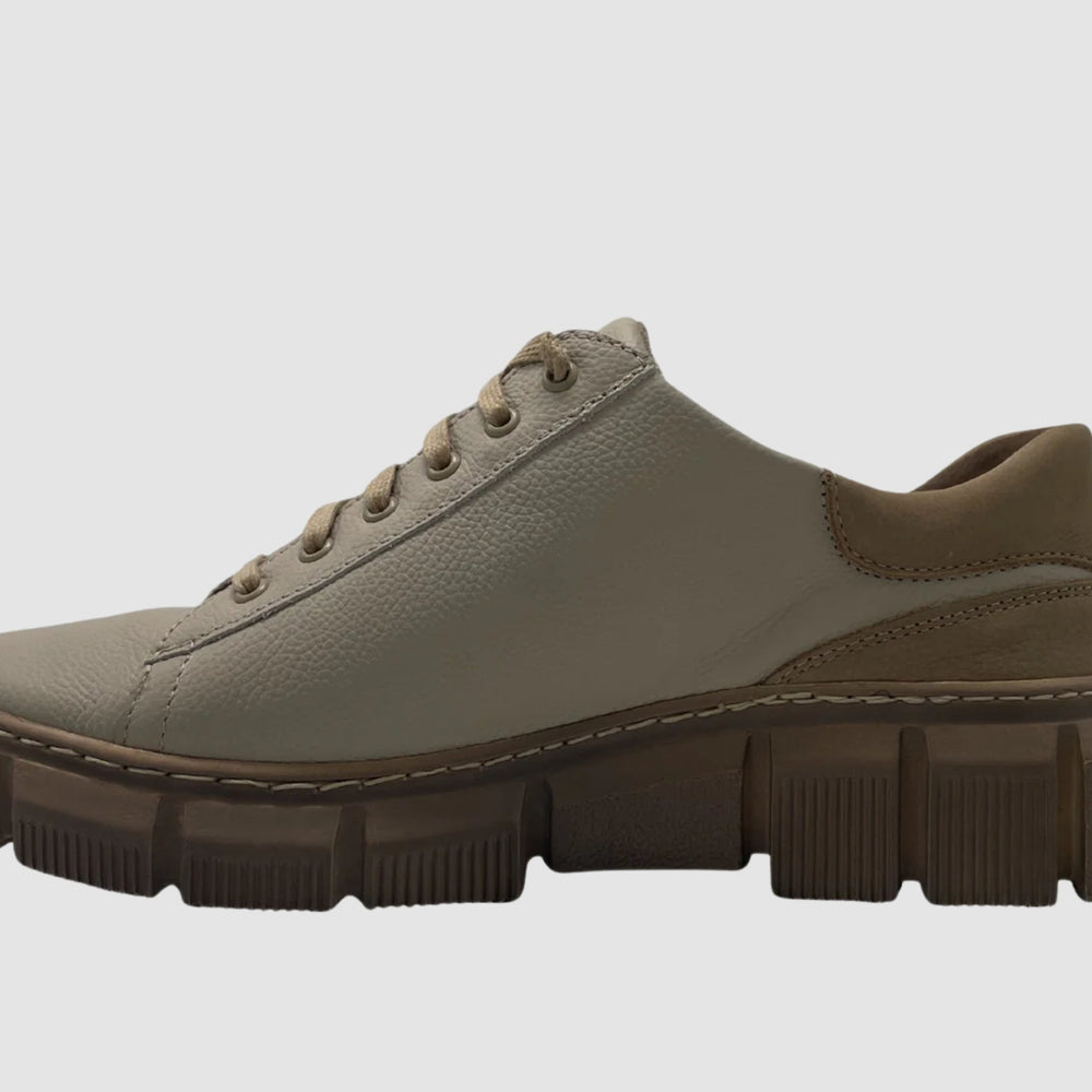 Women's Vanda Leather Sneaker - Beige - Euro Shoe House