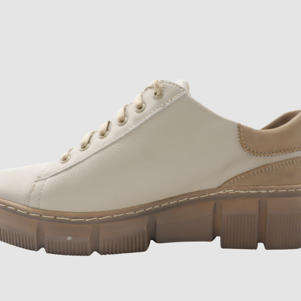Women's Vanda Leather Sneaker - Beige - Euro Shoe House