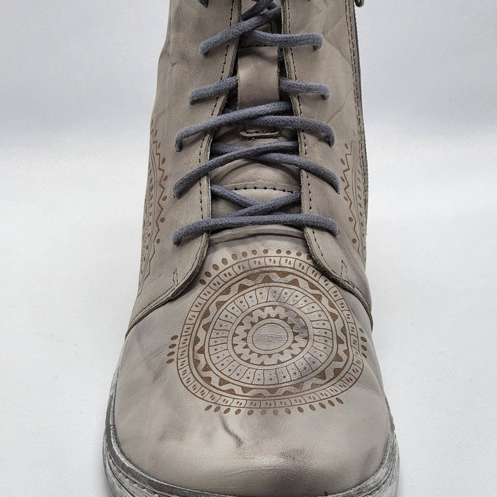 
                  
                    Women's Timeless Grey Thick Fur - Lined Zip - Up Leather Boots - Euro Shoe House
                  
                